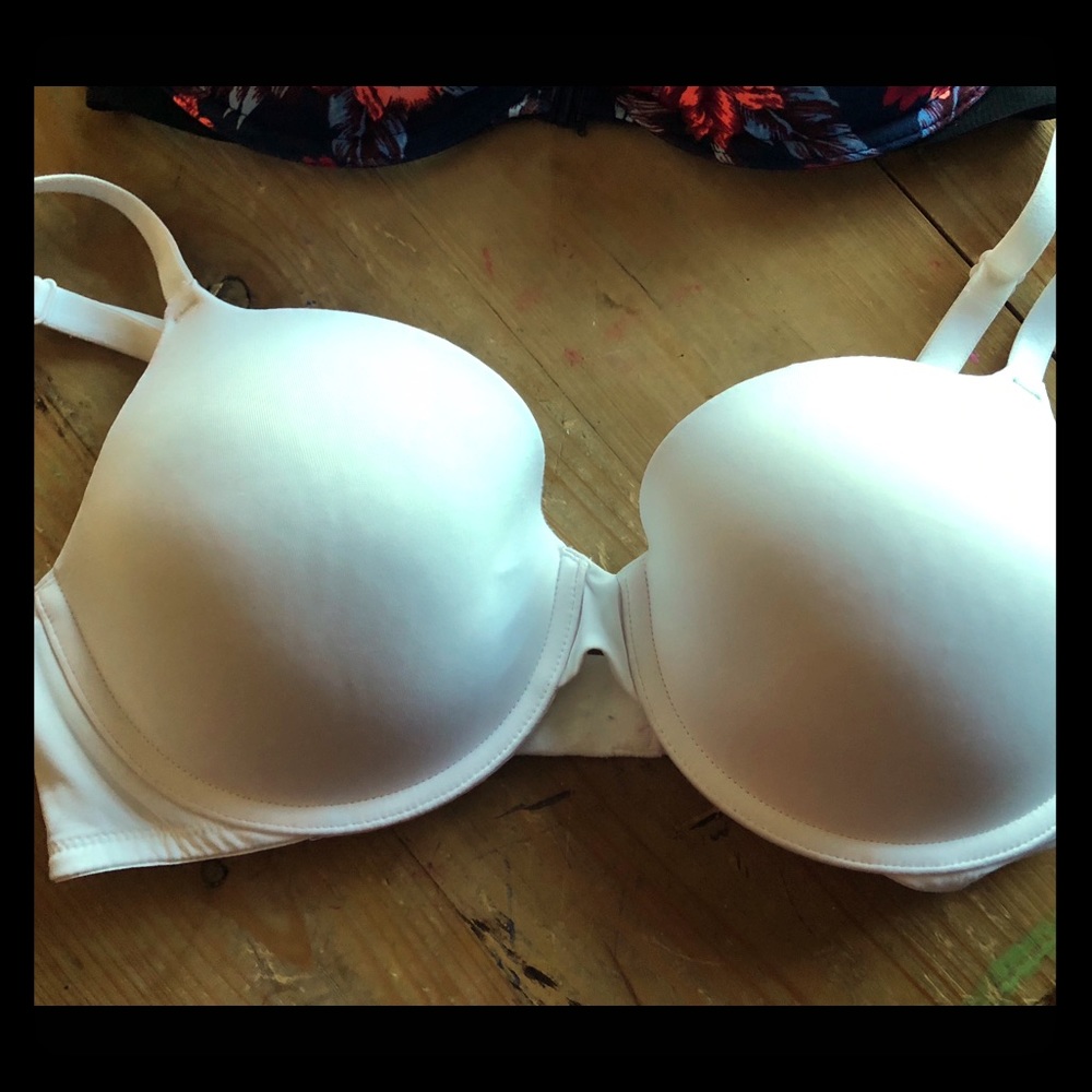 34D - PINK by VS White Padded Bra